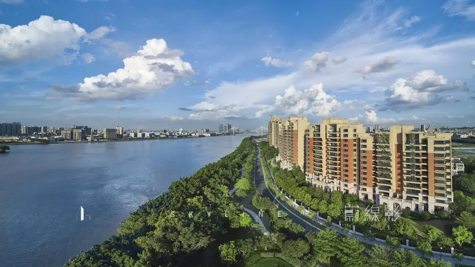 Система контроля доступа к распознаванию лиц