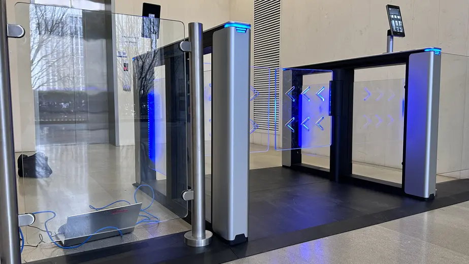 Speed Gate с распознаванием лиц